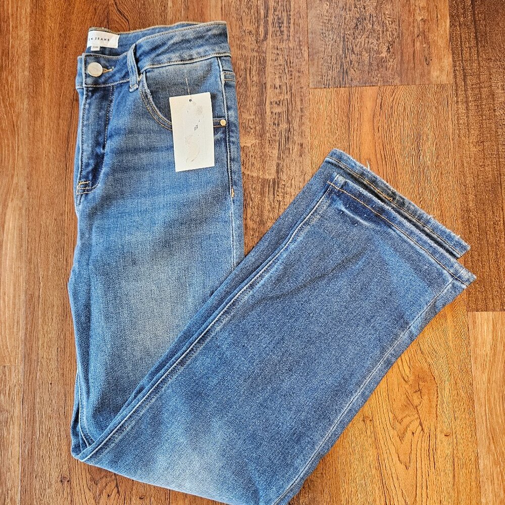 Risen High Rise Straight Leg Jeans